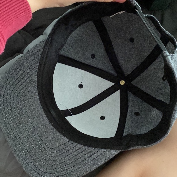 Grey hat - Picture 2 of 2